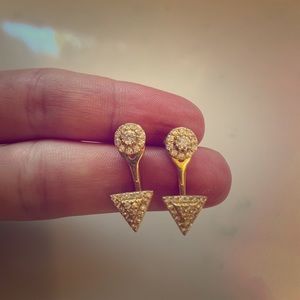 Earrings stud cubic zirconia triangle